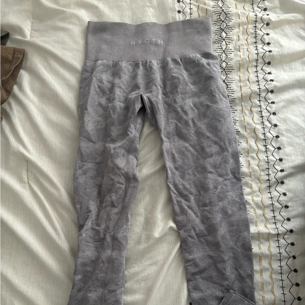 Cameo Nvgtn leggings